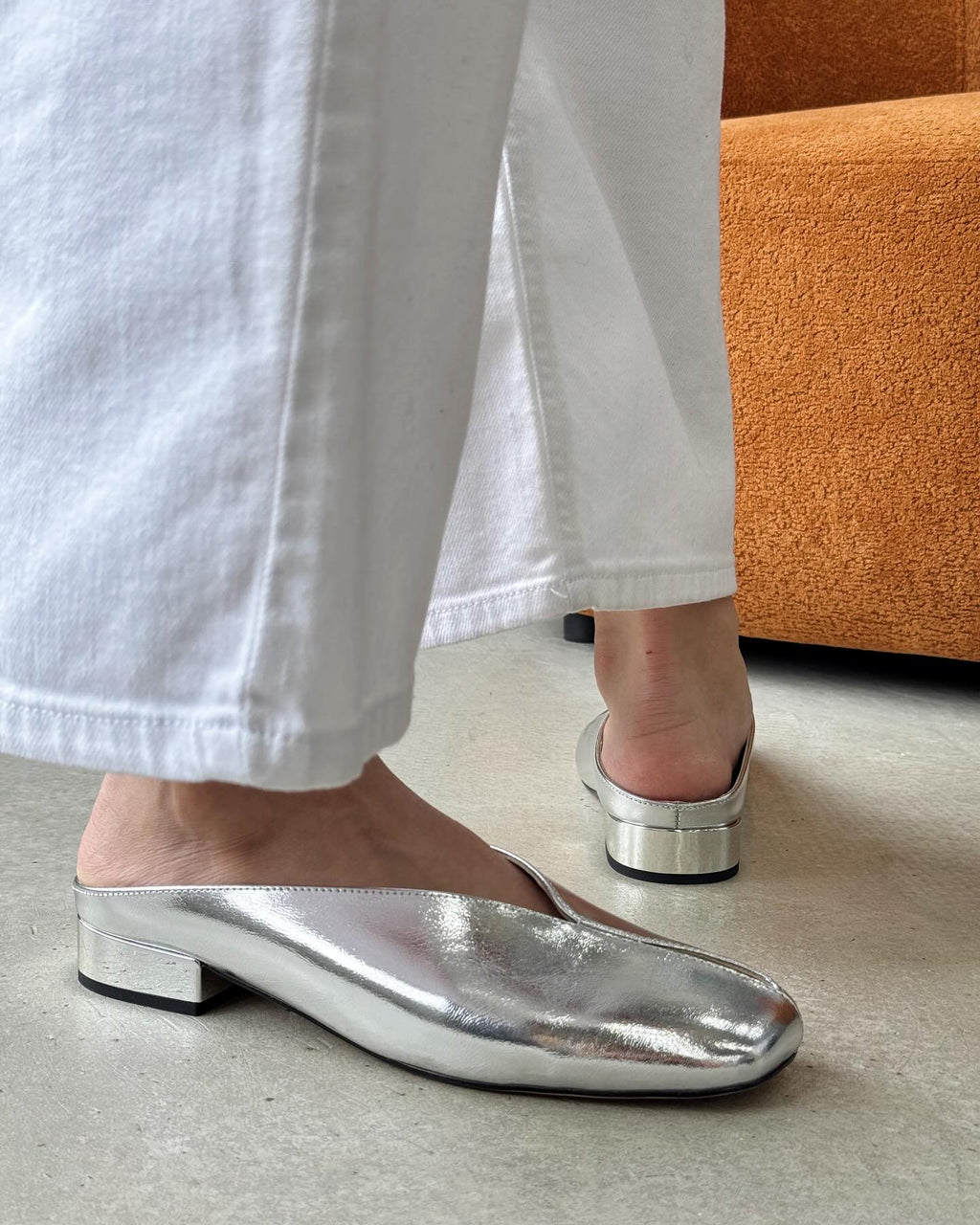 Летни дамски сандали, изработени от мека кожа, дишащи и удобни