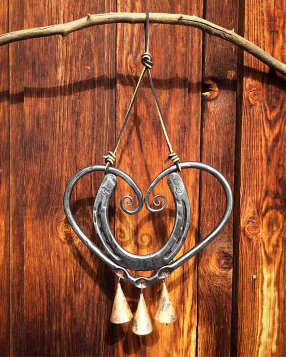 Ръчно изработен гонг за късмет със стоманени пирони