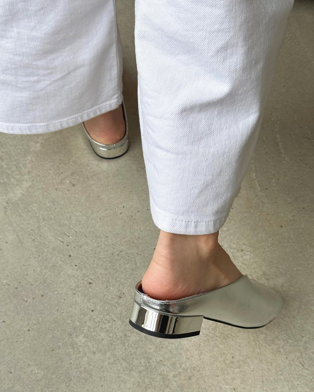 Летни дамски сандали, изработени от мека кожа, дишащи и удобни