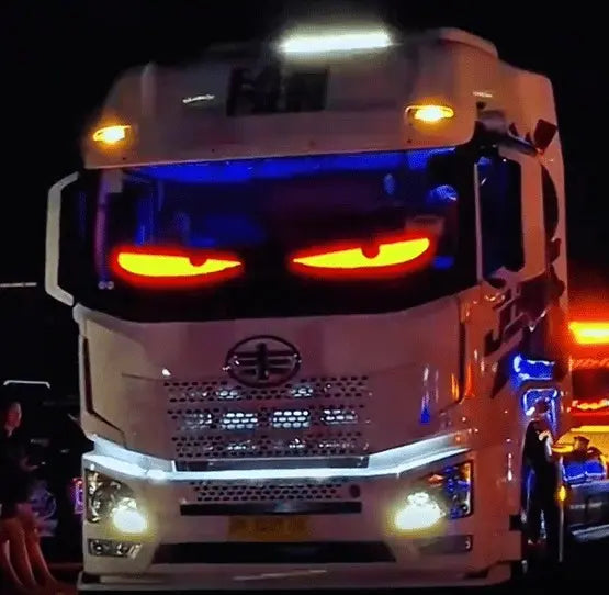 [Exkluzív gyártás] 🔥Ördögszem lámpa autó LED lágy képernyő