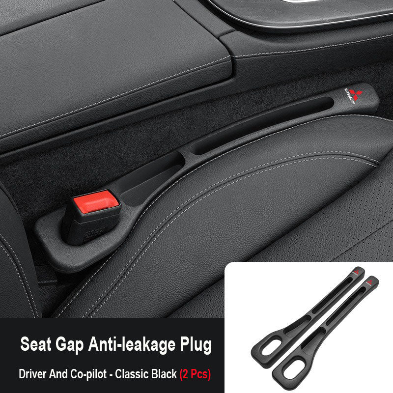 Тапа, която запечатва празнината между седалките на колата