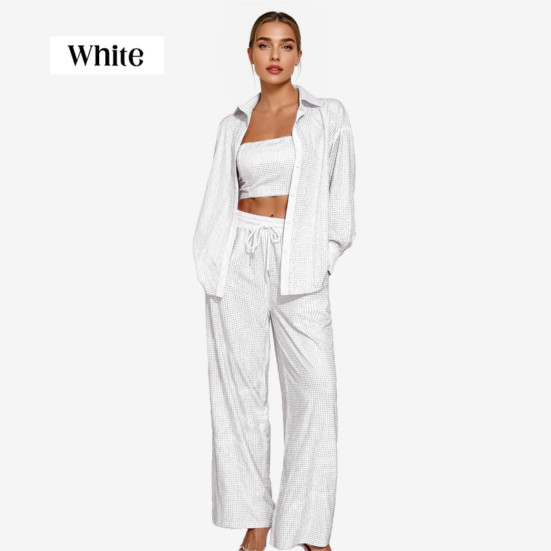 Разкошен блейзър, уютна подплата и широки панталони (от 3 части)