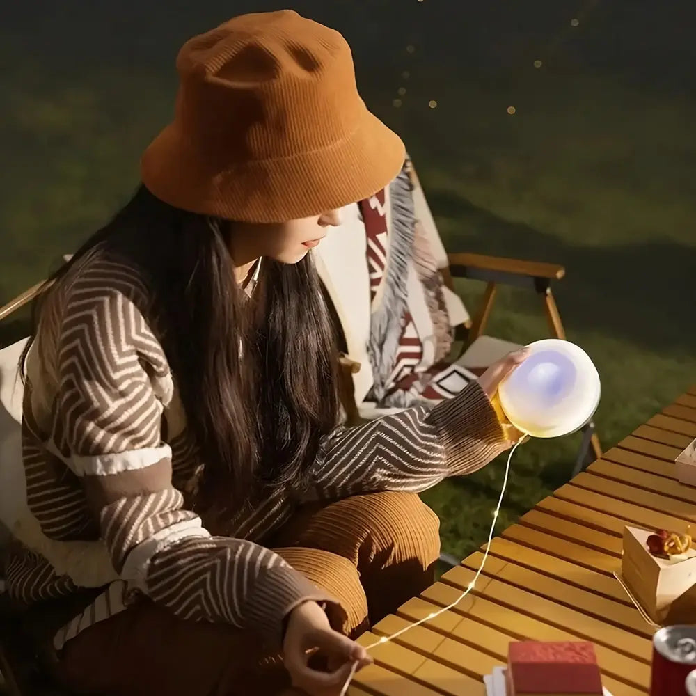 Къмпинг лампа™💡 10-метрова прибираща се гирляндова лампа 🔋 8 часа живот на батерията 🌈 Множество цветови настройки ⚙️ Настройва се за секунди