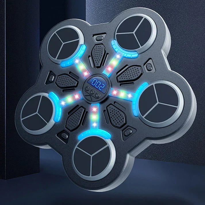 Музикална игра с мерник на стената