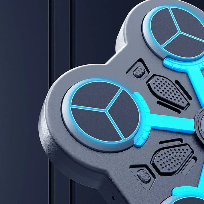 Музикална игра с мерник на стената