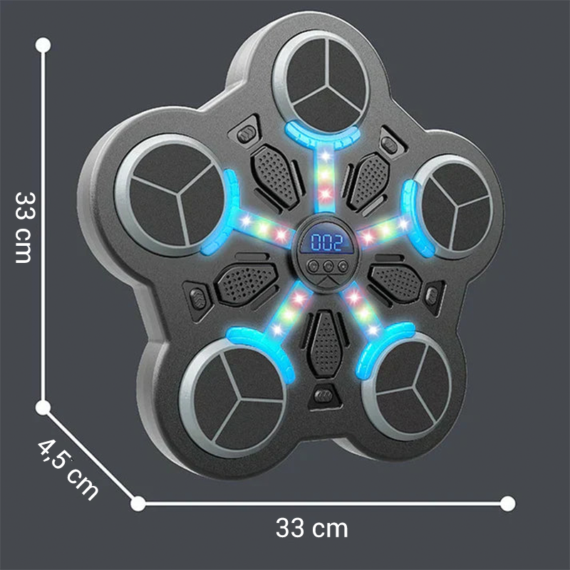 Музикална игра с мерник на стената