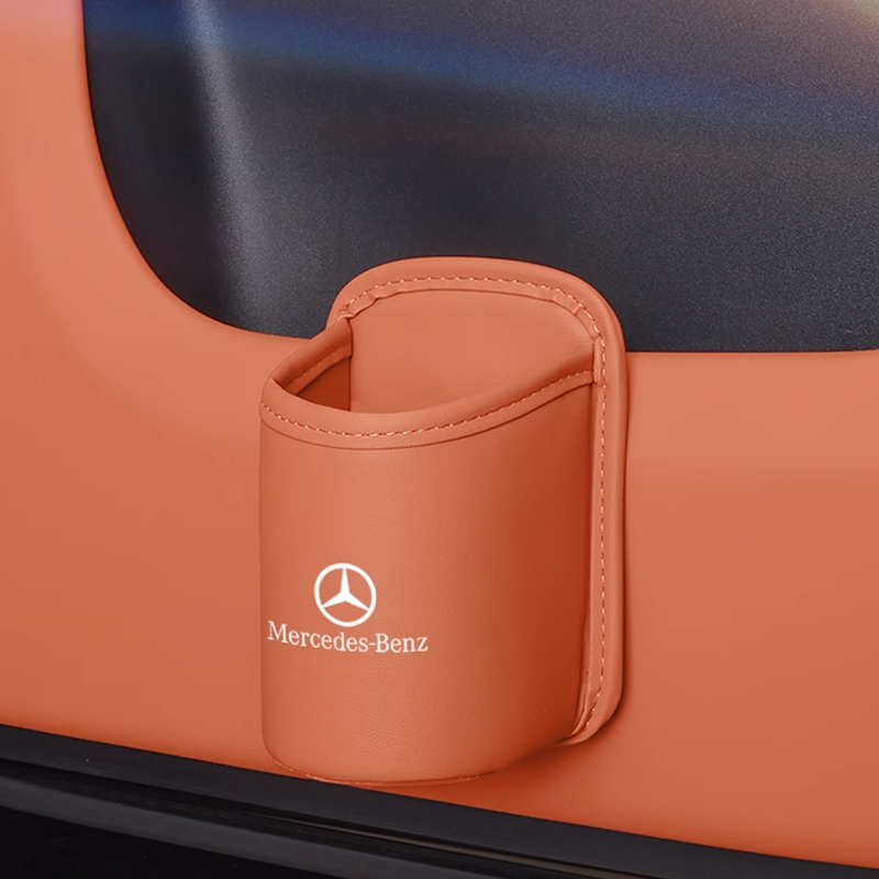 Кожена поставка за чаши Velora – лесна за инсталиране, възможна е персонализация на логото