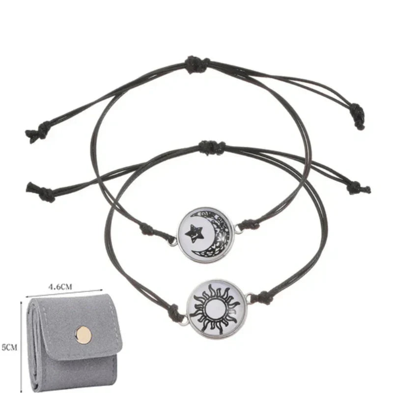 Слънце и Луна – Една душа. 💞 Гривни за двойки, които се свързват въпреки разстоянието.