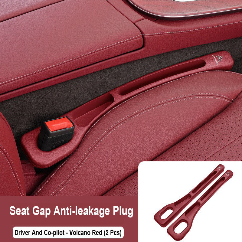 Тапа, която запечатва празнината между седалките на колата