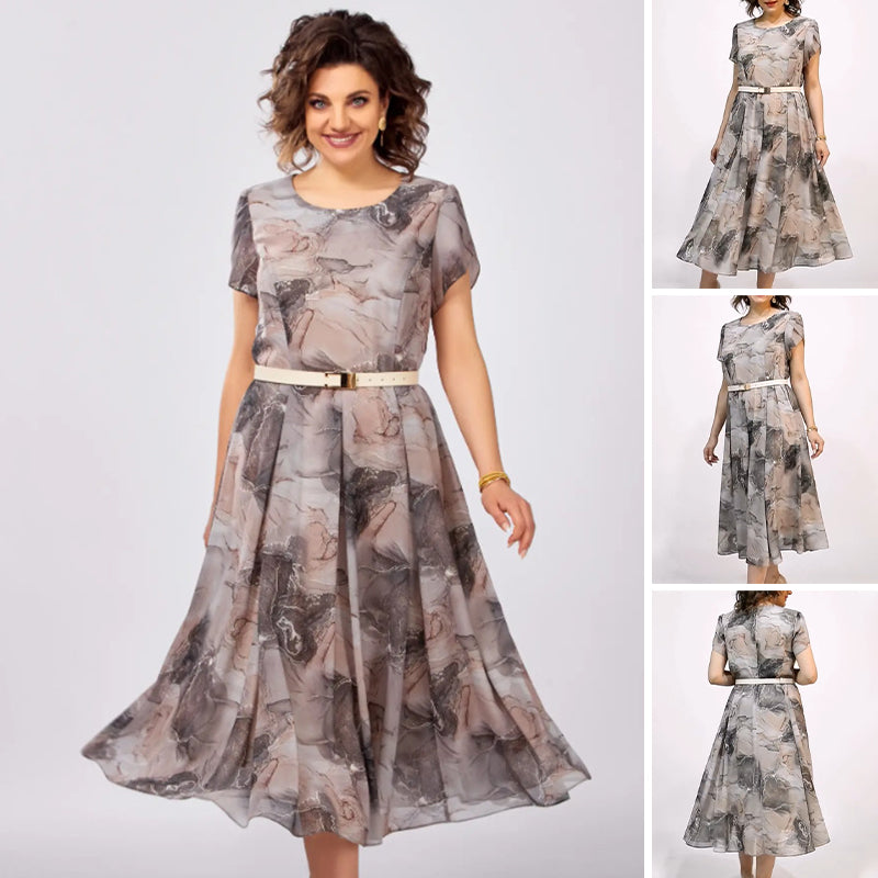 Елегантна дамска рокля с къс ръкав и кръгло деколте