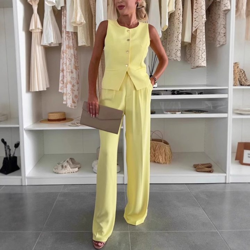 Дамски топ без ръкави и панталон по цялата дължина