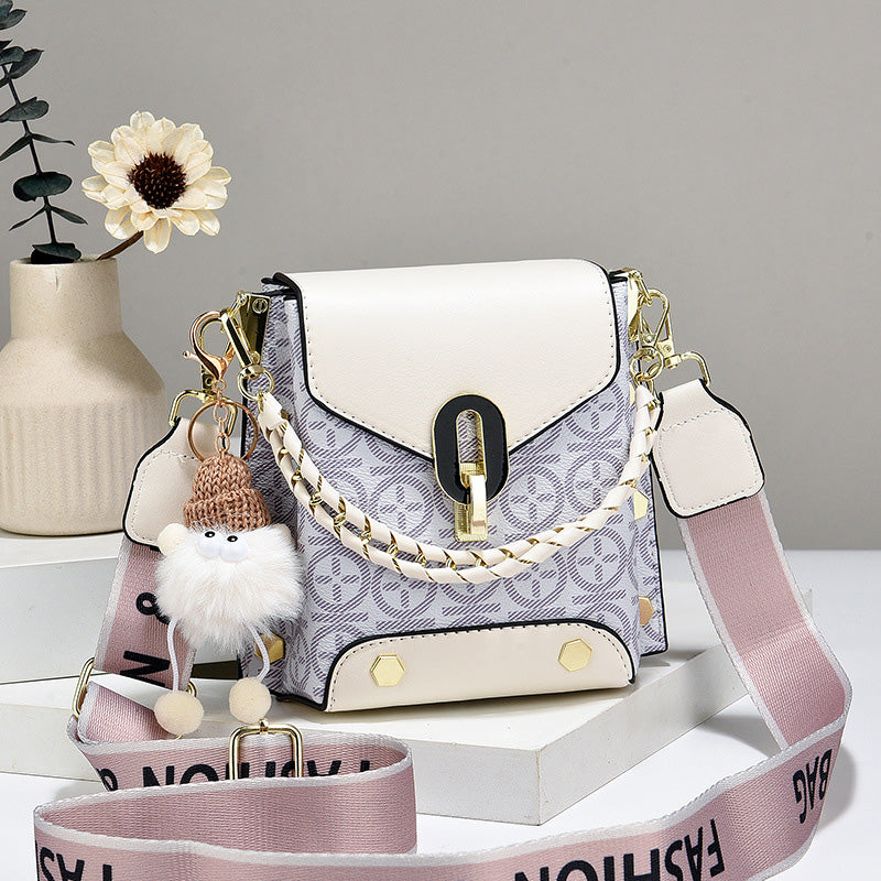 Дамска модна кожена чанта през рамо