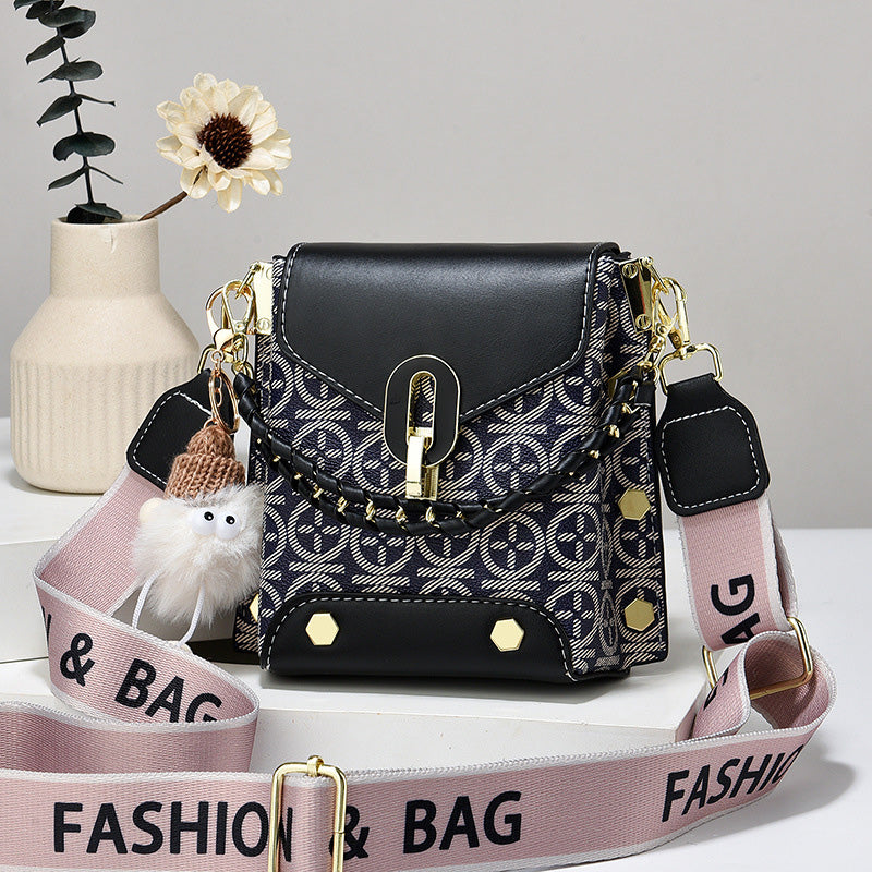 Дамска модна кожена чанта през рамо