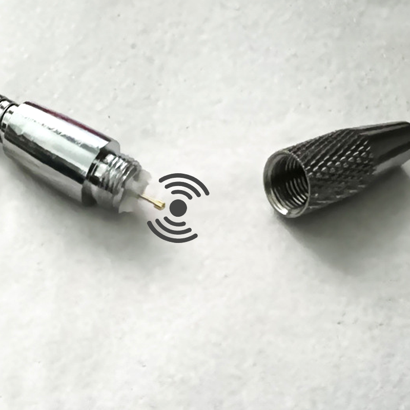 Многофункционален детектор за халогенни течове в автомобил