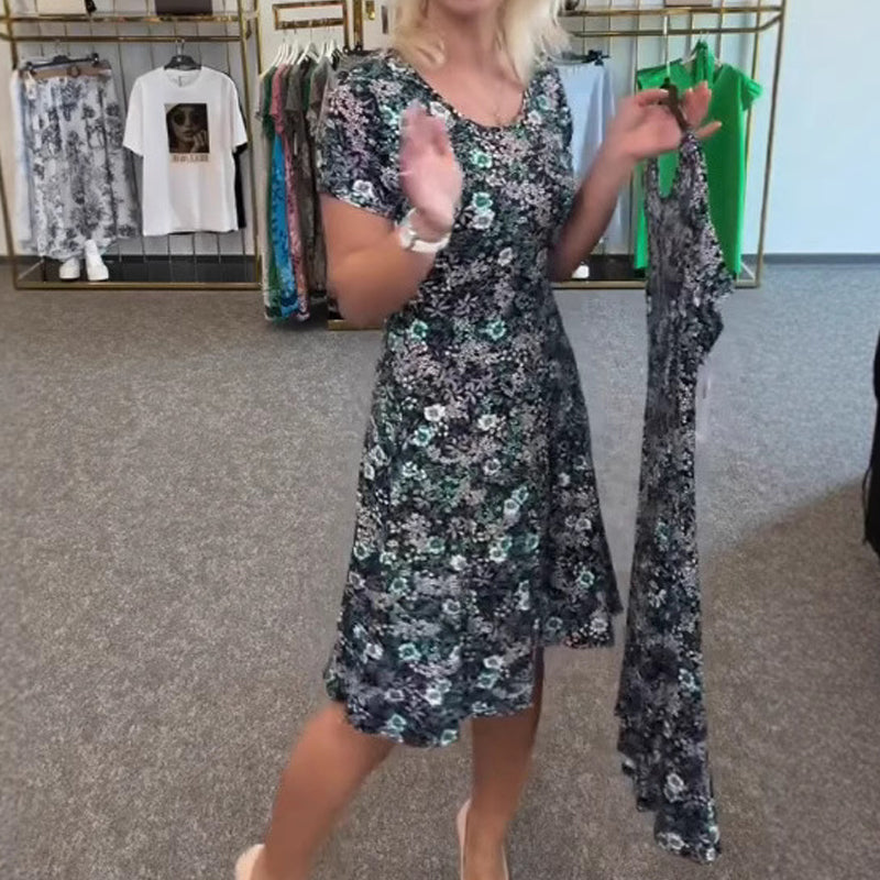 Дамска ежедневна рокля с флорален принт около врата