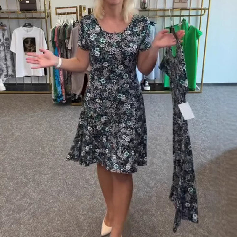 Дамска ежедневна рокля с флорален принт около врата