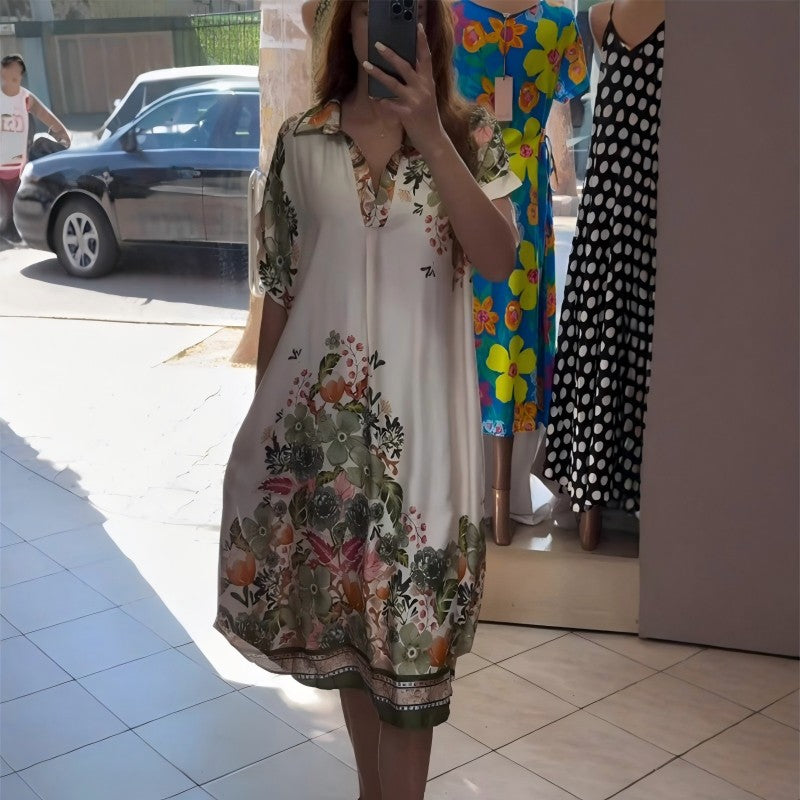 Свободна рокля с флорален принт и V-образно деколте