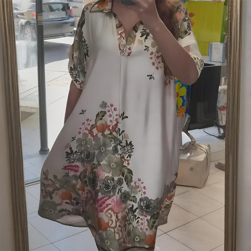 Свободна рокля с флорален принт и V-образно деколте