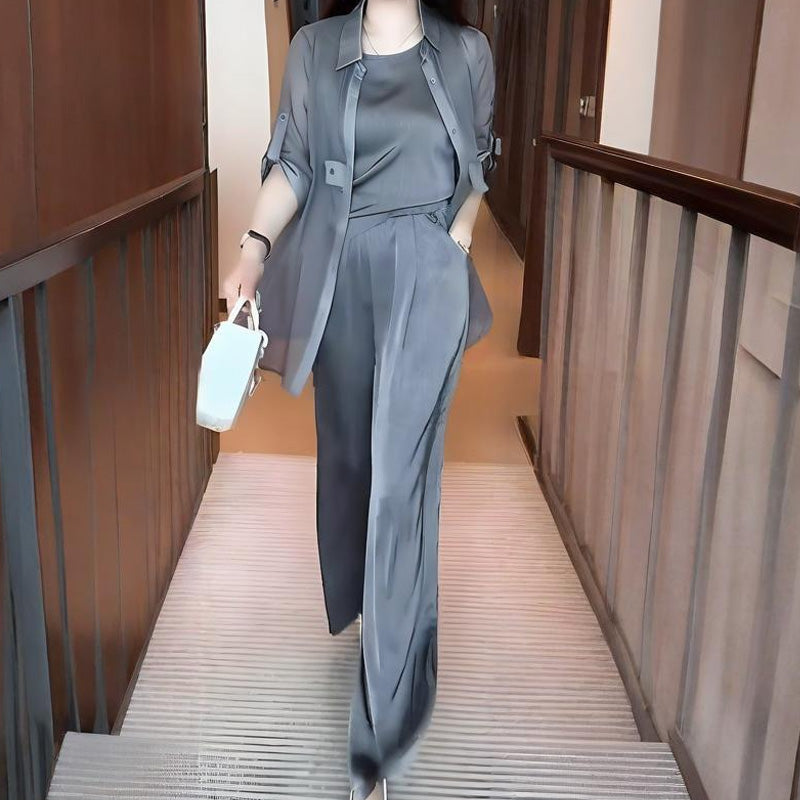 Дамски комплект от 3 части: риза, жилетка и панталони