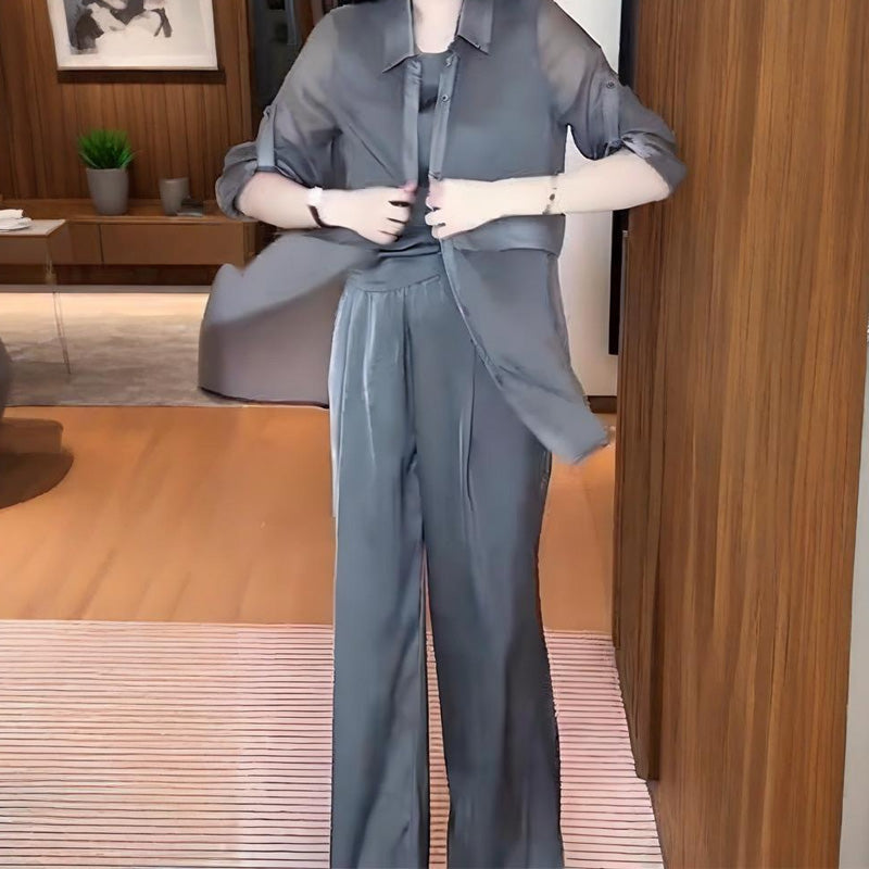 Дамски комплект от 3 части: риза, жилетка и панталони