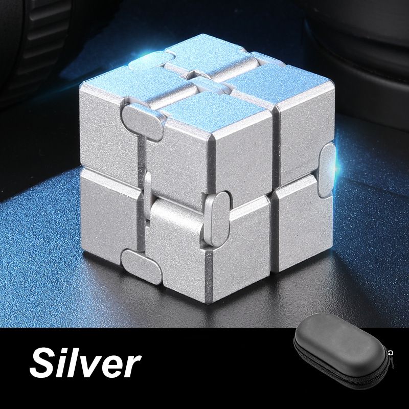 Безкраен куб – Освободете безкрайно забавление!