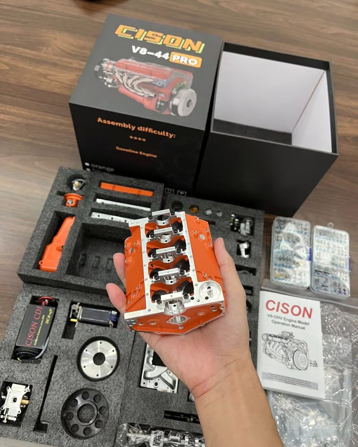 Модел на самосглобяем двигател CISON с бензинов двигател V8 OHV