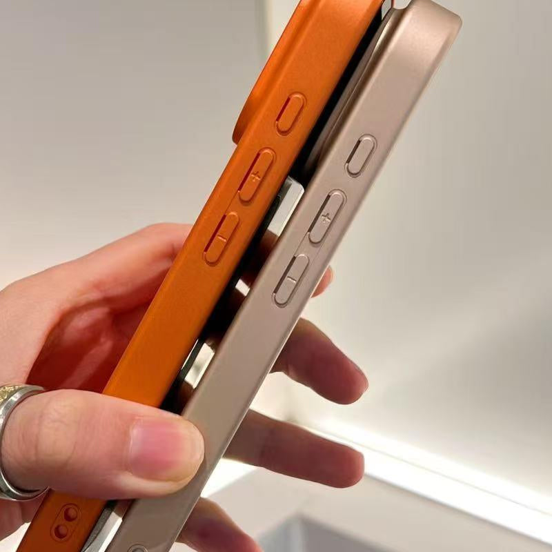 🎯 Премиум калъф за телефон с кожен вид и ударна защита | Защитава от падания, драскотини и прах, като добавя луксозен завършек