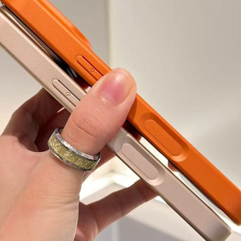 🎯 Премиум калъф за телефон с кожен вид и ударна защита | Защитава от падания, драскотини и прах, като добавя луксозен завършек