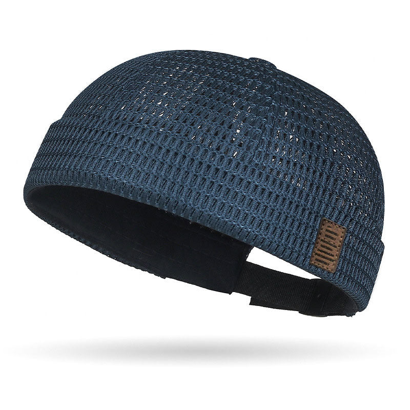 🧢🢊Лека шапка, изработена от дишаща мрежа, без козирка